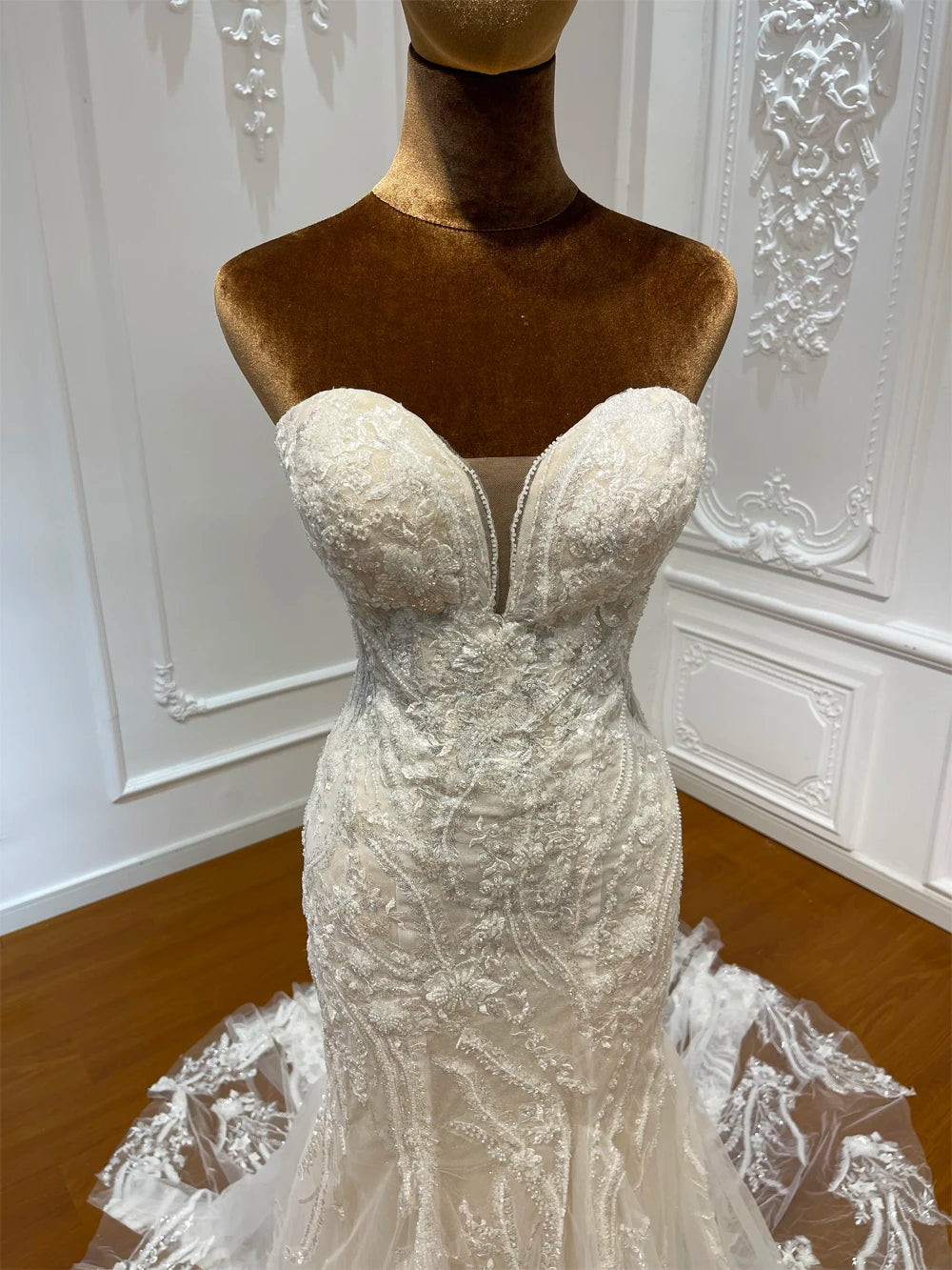 Strapless Ivory color Lace Mermaid Wedding Dress
