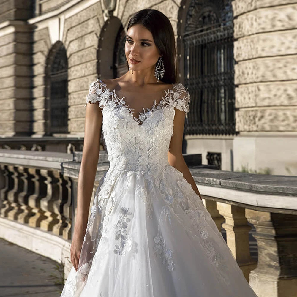 Tulle Ball Gown Wedding Dress